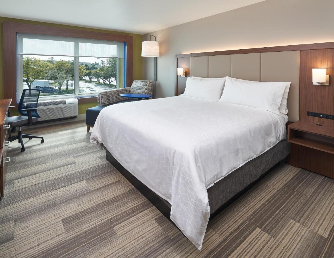 Holiday Inn Express Doral Miami By Ihg Buitenkant foto